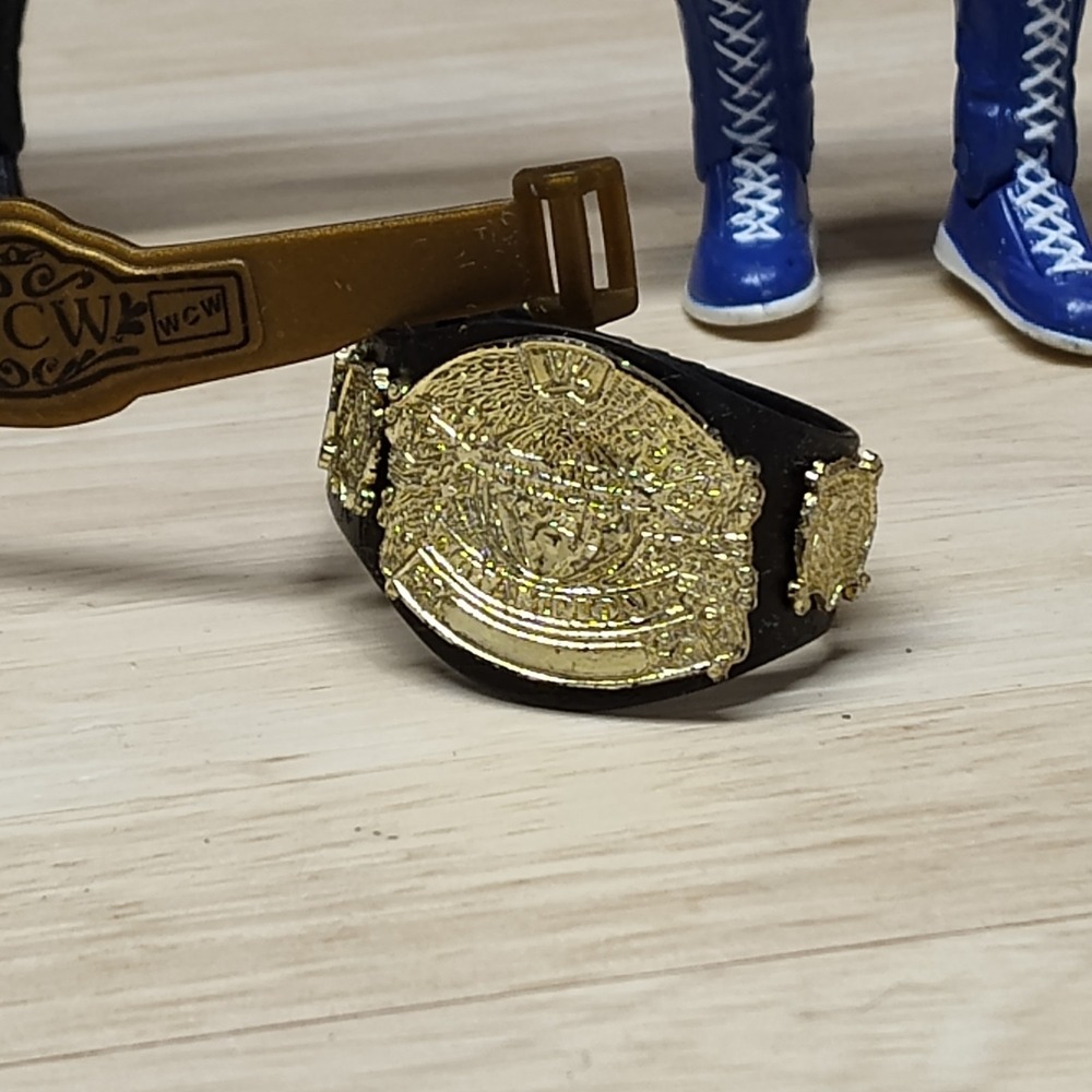 Lot of 2003 Jakks Pacific Wrestling figures and belts - Picture 5 of 14